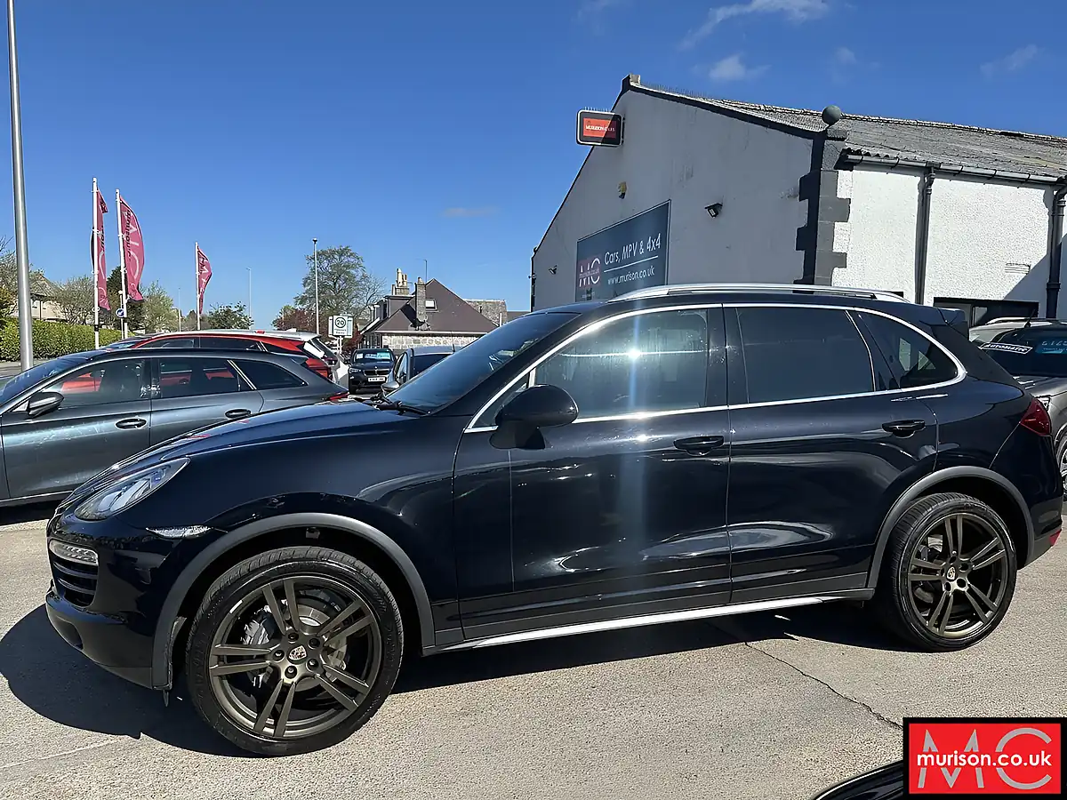 Used 2013 Porsche Cayenne Black - Interior and Exterior details 10
