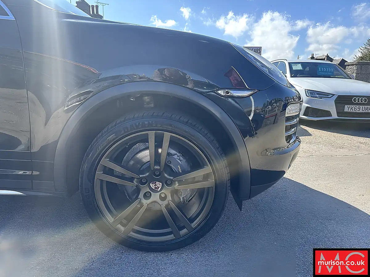 Used 2013 Porsche Cayenne Black - Interior and Exterior details 19