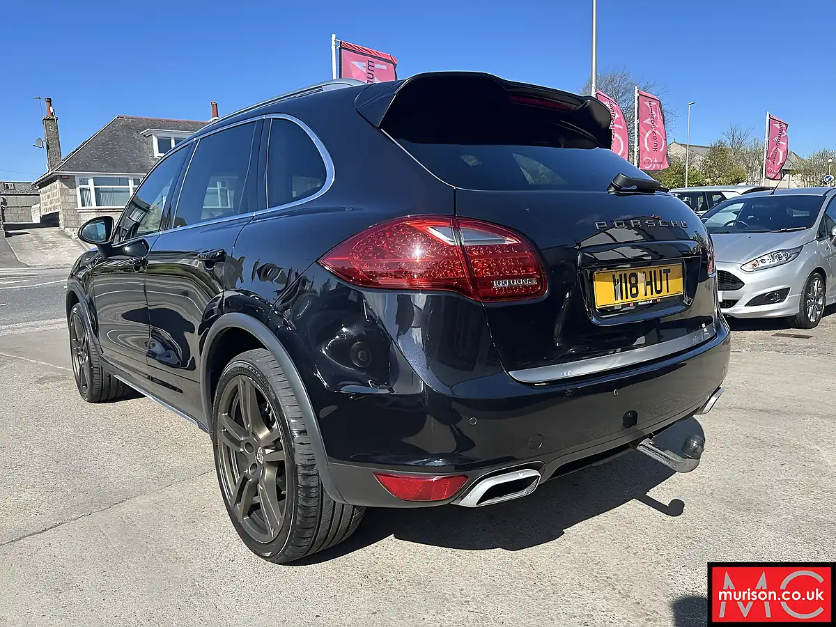 Used 2013 Porsche Cayenne Black - Interior and Exterior details 9