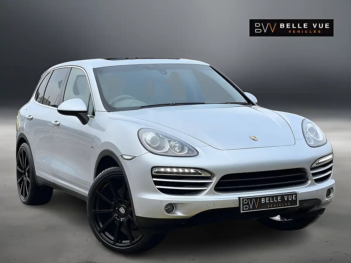 Used 2013 Porsche Cayenne Ice Silver Metallic - Front View