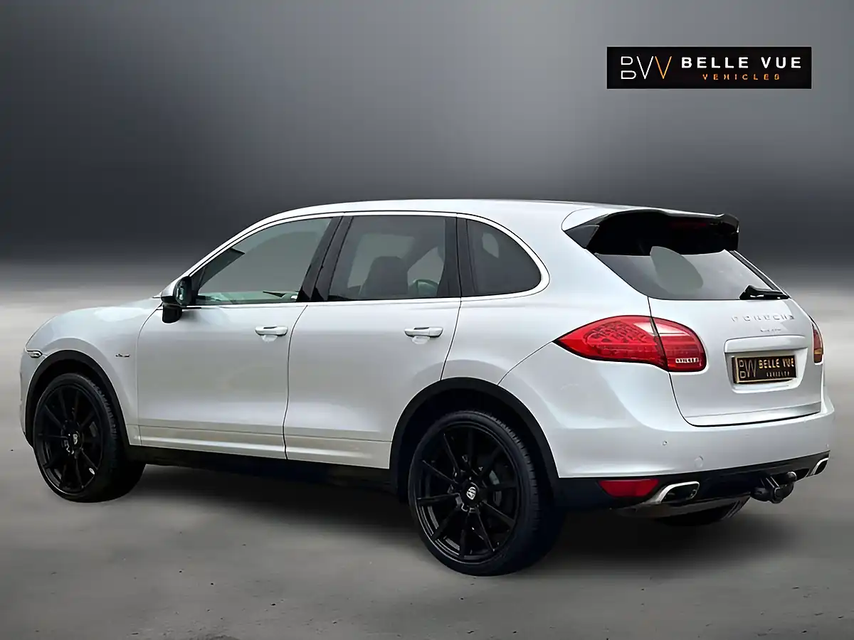 Used 2013 Porsche Cayenne Ice Silver Metallic - Interior and Exterior details 5