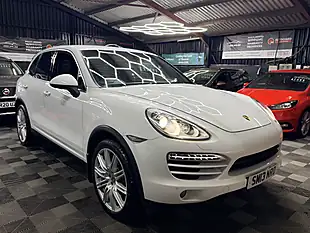 Used 2013 Porsche Cayenne White - Interior and Exterior details 4