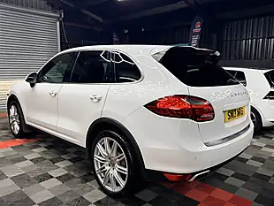 Used 2013 Porsche Cayenne White - Interior and Exterior details 9