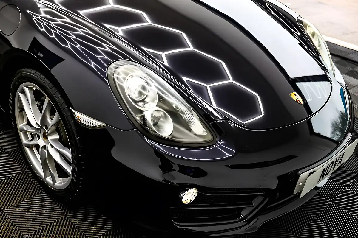 Used 2013 Porsche Cayman 981 Coupe Black - Interior and Exterior details 17