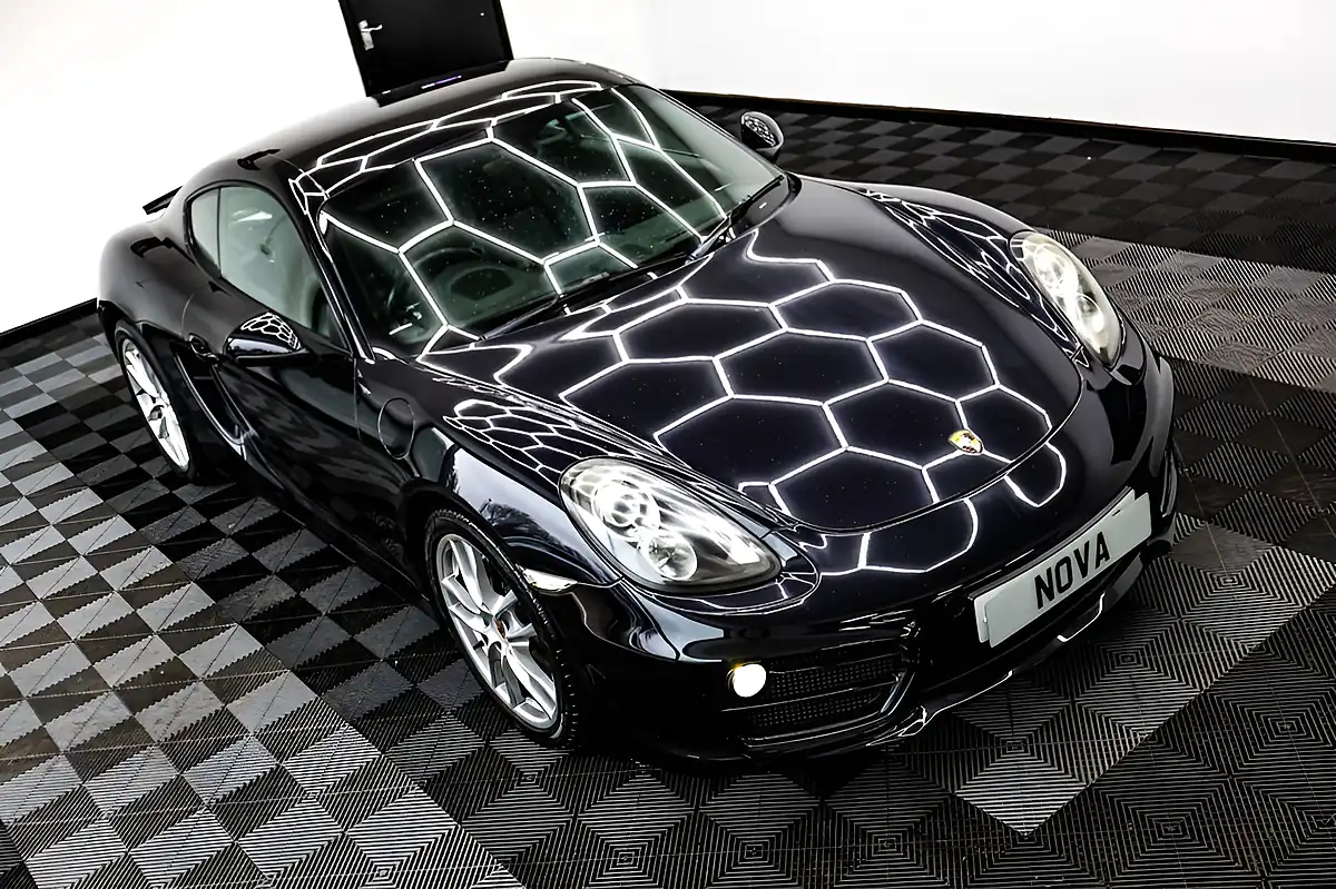 Used 2013 Porsche Cayman 981 Coupe Black - Interior and Exterior details 4