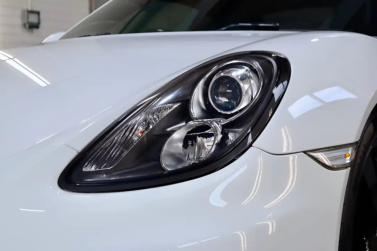 Used 2013 Porsche Cayman 981 S Coupe White - Interior and Exterior details 18