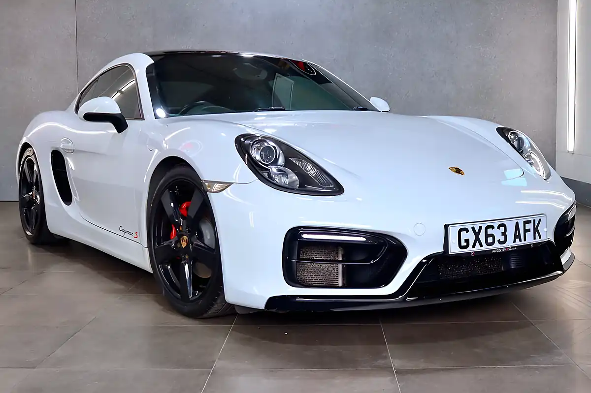 Used 2013 Porsche Cayman 981 S Coupe White - Interior and Exterior details 4