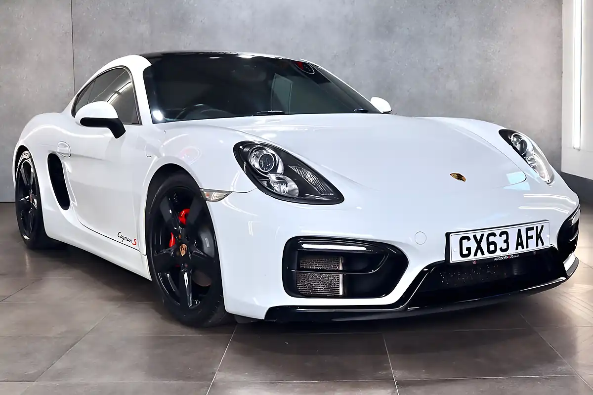 Used 2013 Porsche Cayman 981 S Coupe White - Interior and Exterior details 5