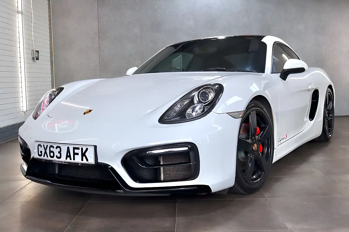 Used 2013 Porsche Cayman 981 S Coupe White - Interior and Exterior details 7
