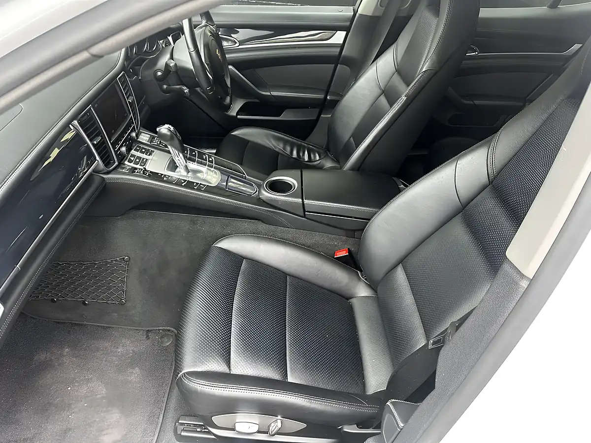 Used 2013 Porsche Panamera Platinum Edition White - Interior and Exterior details 3