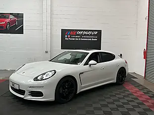 Used 2013 Porsche Panamera White - Interior and Exterior details 2