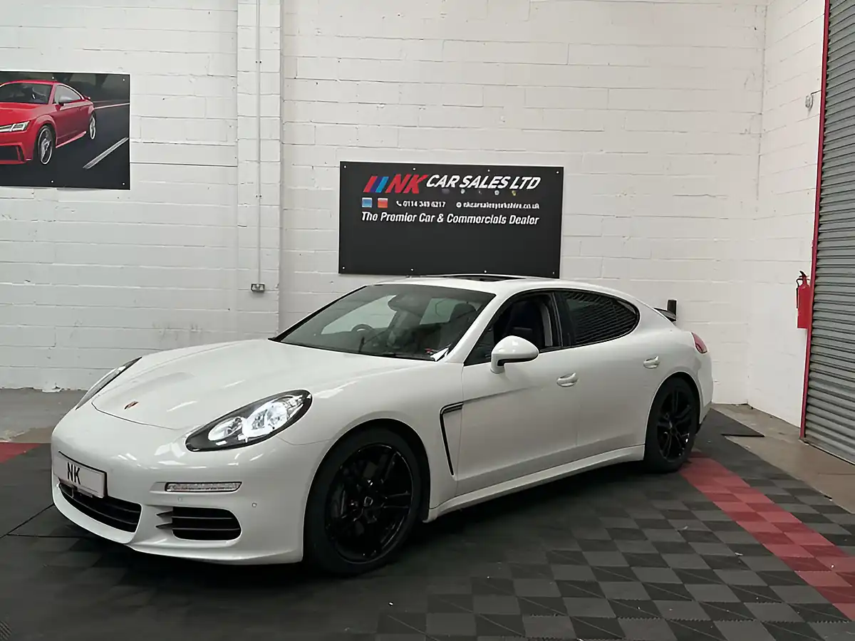 Used 2013 Porsche Panamera White - Interior and Exterior details 2