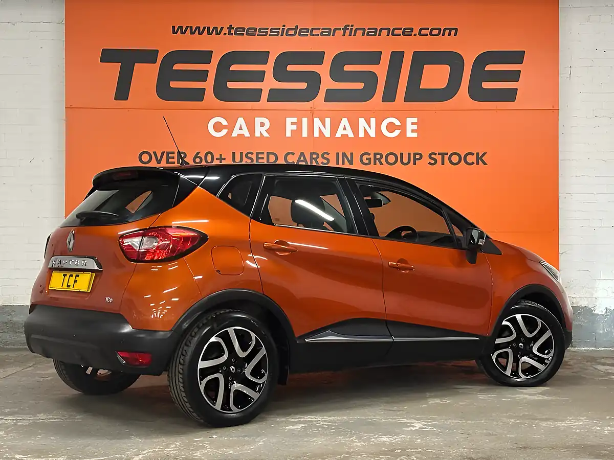 Used 2013 Renault Captur Dynamique Medianav Orange - Interior and Exterior details 13