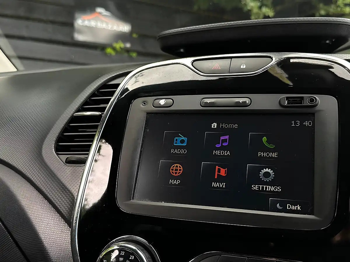 Used 2013 Renault Captur Dynamique S Medianav Black - Interior and Exterior details 15