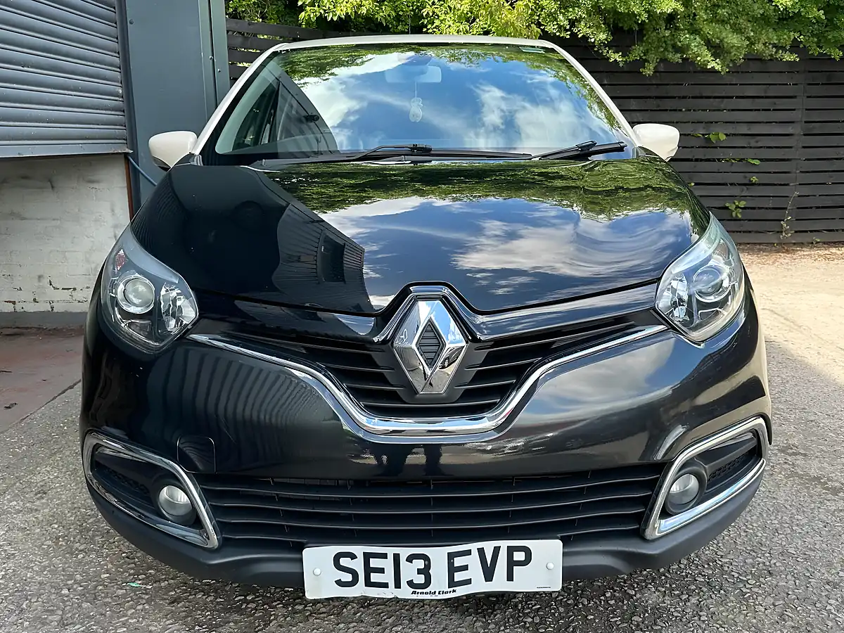 Used 2013 Renault Captur Dynamique S Medianav Black - Interior and Exterior details 2
