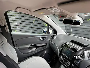 Used 2013 Renault Captur Dynamique S Medianav Black - Interior and Exterior details 8
