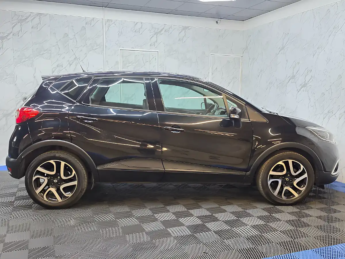 Used 2013 Renault Captur Energy Dynamique Medianav Black - Interior and Exterior details 10