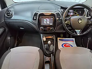 Used 2013 Renault Captur Energy Dynamique Medianav Black - Interior and Exterior details 12