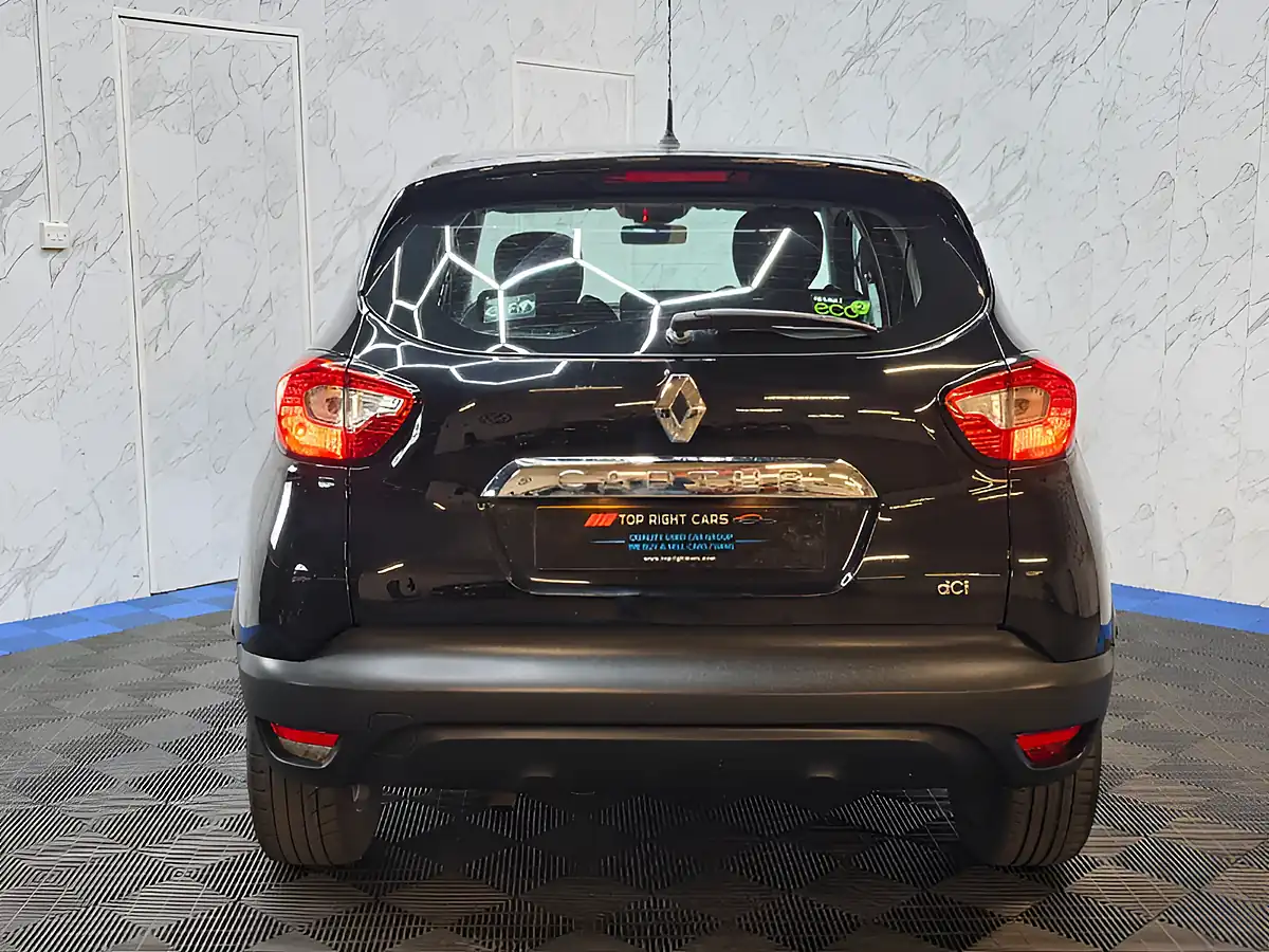 Used 2013 Renault Captur Energy Dynamique Medianav Black - Interior and Exterior details 6