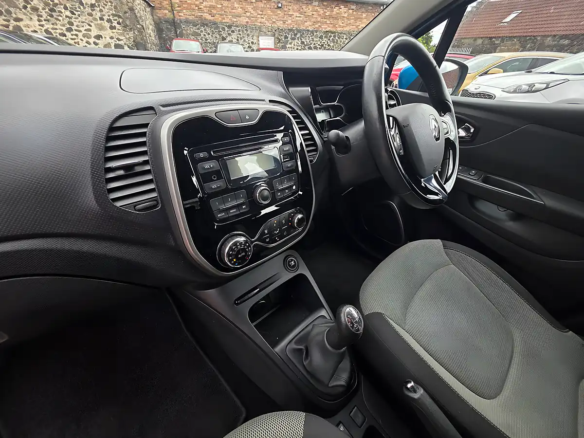 Used 2013 Renault Captur Energy Expression + Convenience Pacific Blue Metallic - Interior and Exterior details 11