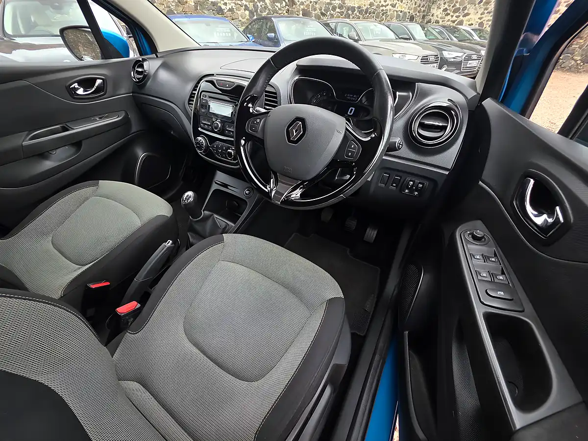 Used 2013 Renault Captur Energy Expression + Convenience Pacific Blue Metallic - Interior and Exterior details 8