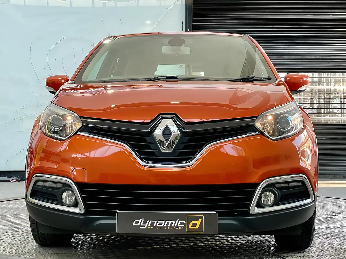 Used 2013 Renault Captur Expression Orange - Interior and Exterior details 11