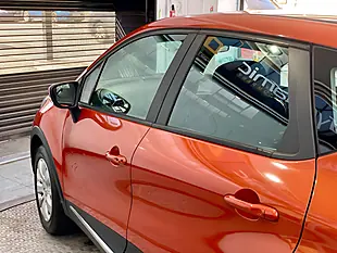 Used 2013 Renault Captur Expression Orange - Interior and Exterior details 13