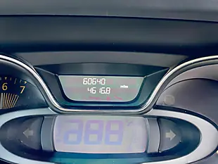 Used 2013 Renault Captur Expression Orange - Interior and Exterior details 15