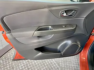 Used 2013 Renault Captur Expression Orange - Interior and Exterior details 17