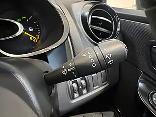 Used 2013 Renault Clio Dynamique Medianav Black - Interior and Exterior details 19