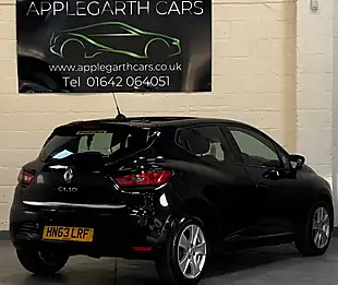 Used 2013 Renault Clio Dynamique Medianav Black - Interior and Exterior details 3