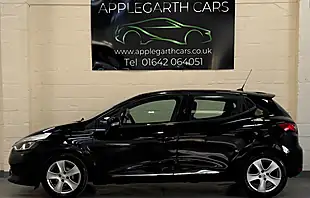 Used 2013 Renault Clio Dynamique Medianav Black - Interior and Exterior details 6