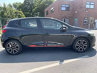Used 2013 Renault Clio Dynamique Medianav Black - Interior and Exterior details 10