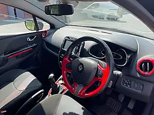 Used 2013 Renault Clio Dynamique Medianav Black - Interior and Exterior details 13