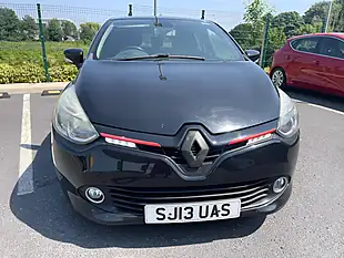 Used 2013 Renault Clio Dynamique Medianav Black - Interior and Exterior details 6