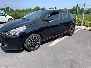 Used 2013 Renault Clio Dynamique Medianav Black - Interior and Exterior details 7