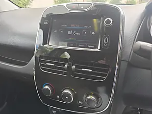 Used 2013 Renault Clio Dynamique Medianav Black - Interior and Exterior details 12