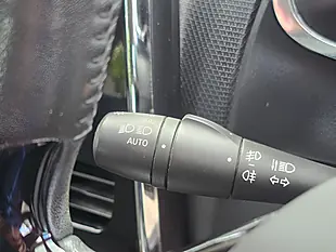Used 2013 Renault Clio Dynamique Medianav Black - Interior and Exterior details 20