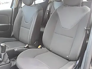 Used 2013 Renault Clio Dynamique Medianav Black - Interior and Exterior details 7