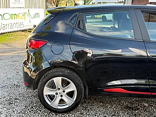 Used 2013 Renault Clio Dynamique Medianav Black - Interior and Exterior details 14
