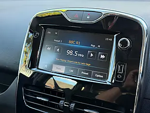 Used 2013 Renault Clio Dynamique Medianav Black - Interior and Exterior details 15
