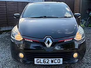 Used 2013 Renault Clio Dynamique Medianav Black - Interior and Exterior details 4
