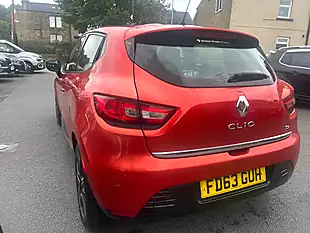 Used 2013 Renault Clio Dynamique Medianav Energy Red - Interior and Exterior details 4