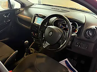 Used 2013 Renault Clio Dynamique Medianav Red - Interior and Exterior details 15