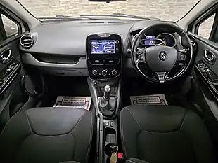 Used 2013 Renault Clio Dynamique Medianav White - Interior and Exterior details 11