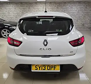 Used 2013 Renault Clio Dynamique Medianav White - Interior and Exterior details 15