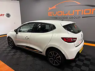Used 2013 Renault Clio Dynamique Medianav White - Interior and Exterior details 3