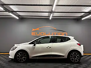 Used 2013 Renault Clio Dynamique Medianav White - Interior and Exterior details 7