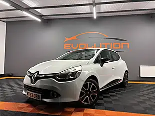 Used 2013 Renault Clio Dynamique Medianav White - Interior and Exterior details 9