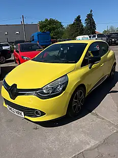 Used 2013 Renault Clio Dynamique Medianav Yellow - Interior and Exterior details 2